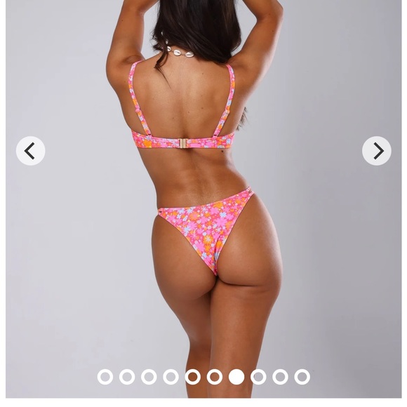 Kulani Kinis Raspberry Rose Twin Strap Cheeky Bikini Bottoms - Size Small 
NEW - Picture 4 of 6